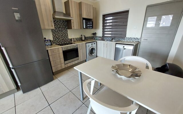 Zwelakho Luxury  furnished apartments