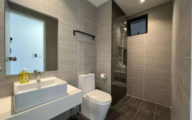 Trion Residence by Emily in Town