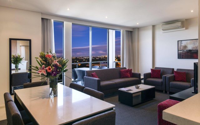 Meriton Serviced Apartments Parramatta