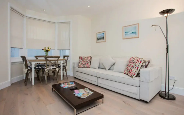 1 Bedroom Garden Flat in Fulham