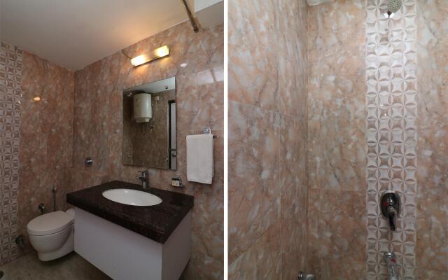 OYO 24178 Hotel Vrindavan Regency
