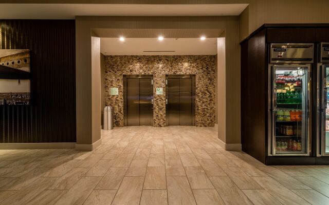 Holiday Inn Austin Airport by IHG