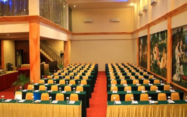 Hotel Mega Lestari