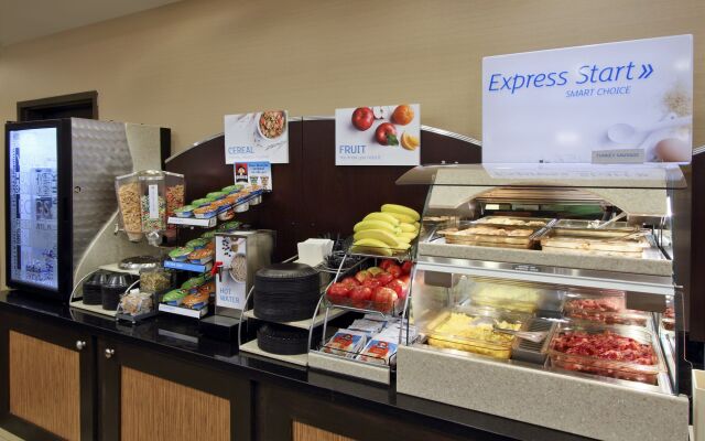 Holiday Inn Express & Suites Houston East - Baytown by IHG