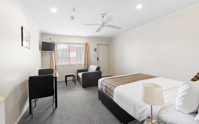 BK's Pioneer Motel – Guest Rooms – Mangere