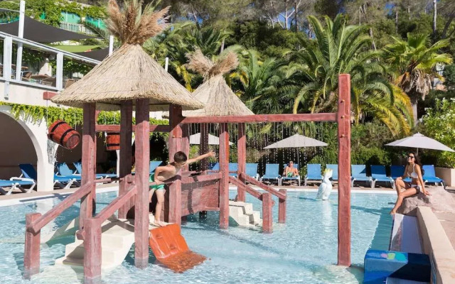 Camping Holdiay Green