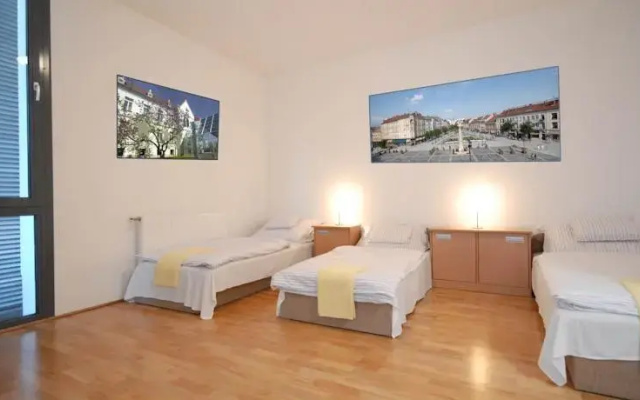 Aréna Savaria Guestrooms - фото 3