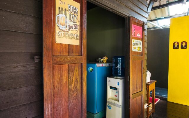 Viman Guesthouse - Hostel