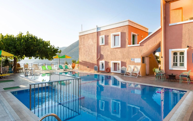 Ormos Atalia Aparthotel