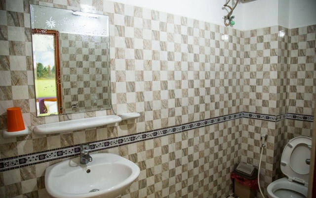 Ken's Backpackers Hotel