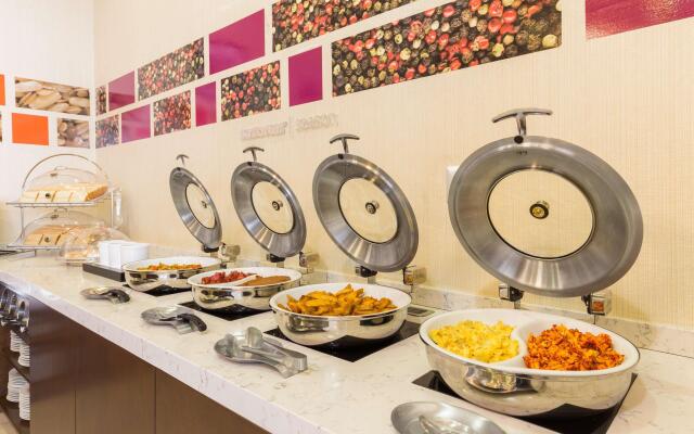 Hampton Inn by Hilton Tijuana