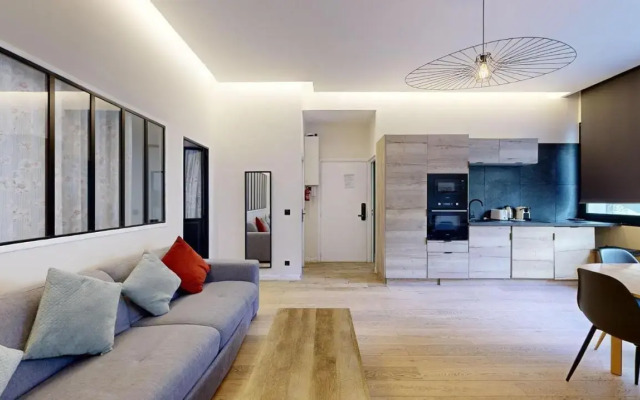 188-Suite Eight