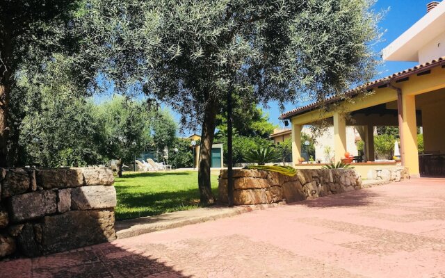 Villa With 3 Bedrooms in Floridia, With Wonderful Mountain View, Priva