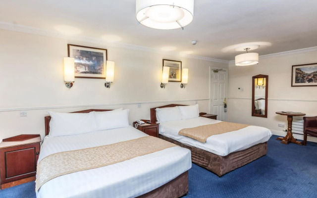 Lansdowne Hotel