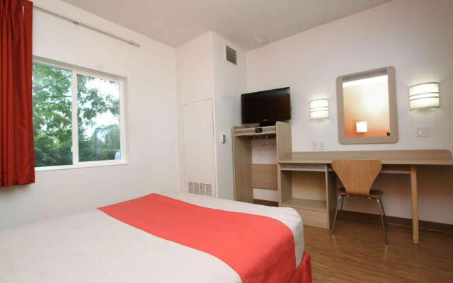 Motel 6 Colchester, VT - Burlington