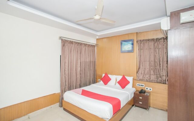 OYO 14204 Regal Residency