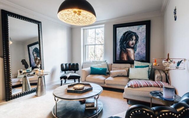 Modern Central Bath Apartment