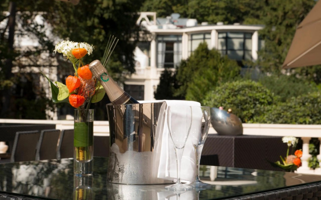Hôtel Le Pavillon
