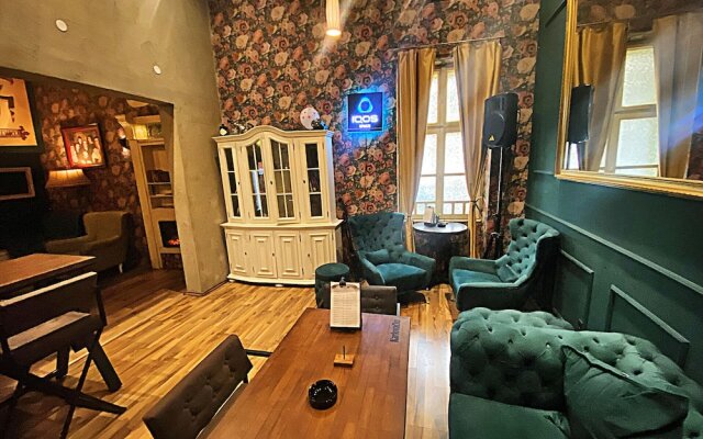 FG Boutique Hostel