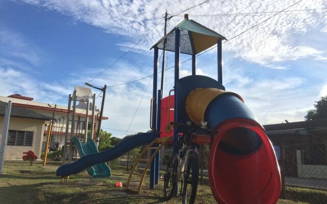 Singhome Holiday House