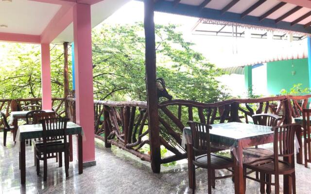 Sigiri Lion Lodge