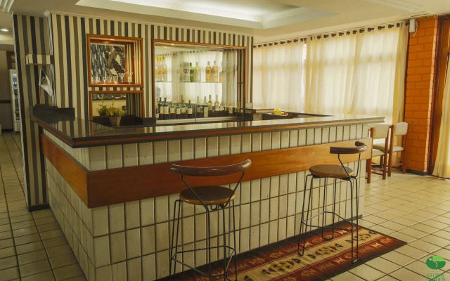 Global Garden Hotel