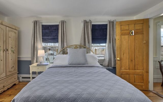 Youngtown Inn & Restaurant