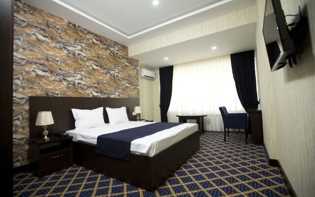 Kristal inn Hotel
