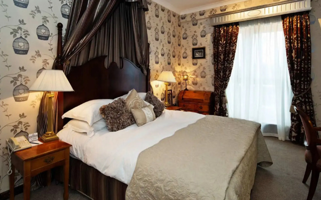 Fitzpatrick Castle Hotel