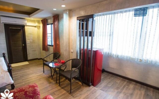 Inspire House Hotel Chiang Mai by ZEN Rooms