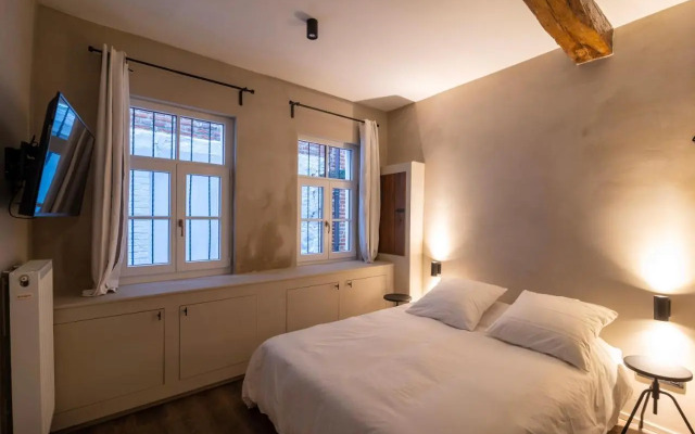 Private en-suite room in the heart of Le Sablon