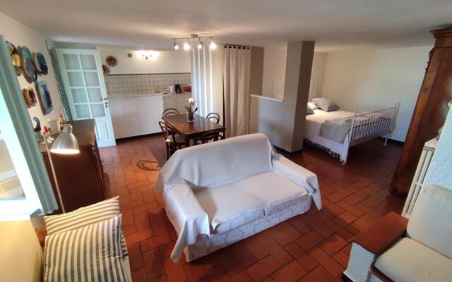 Independent apartment with a fabulous patio - Casa Penny