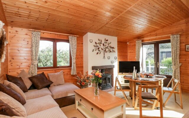 15 Amberwood