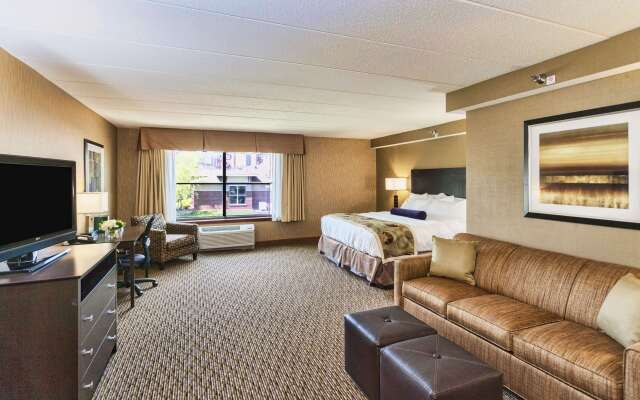 The Inn on Lake Superior