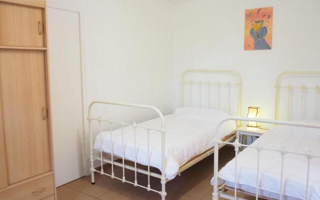 Holiday home with outdoor pool, Bédoin