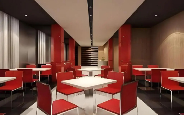 Jinjiang Inn Select Beijing Pingguoyuan Subway Station