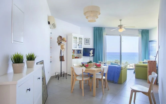 Thalassa Suite