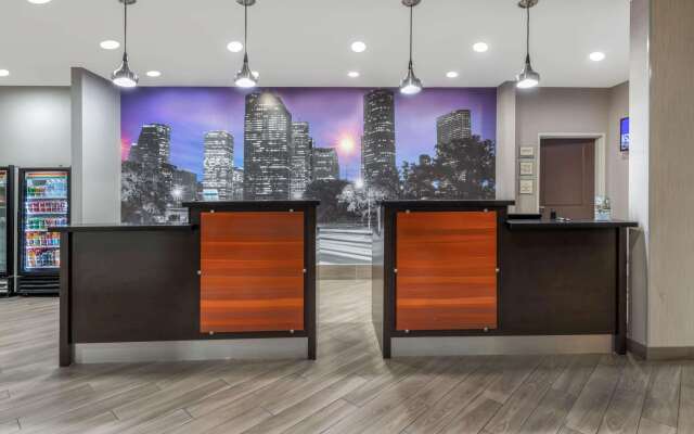 La Quinta Inn & Suites by Wyndham Houston Humble Atascocita
