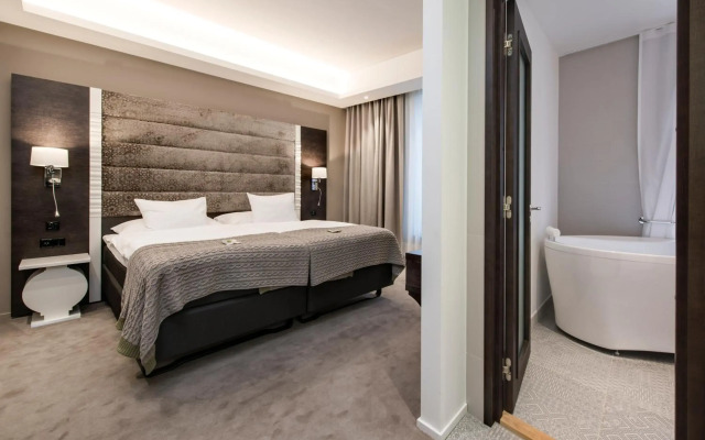 Lydia Hotel