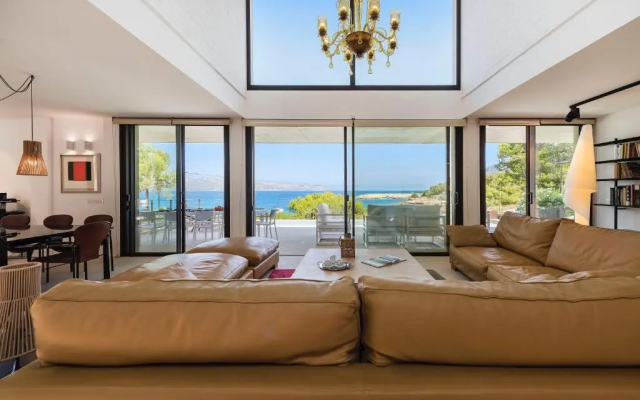 New Luxury Villa First Sea Line Private Pool & 1min Beach - Villas_and_Bungalows in Alcudia - Photo 3