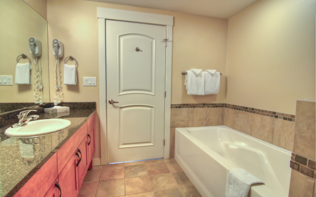 Fraser Crossing Founders Pointe