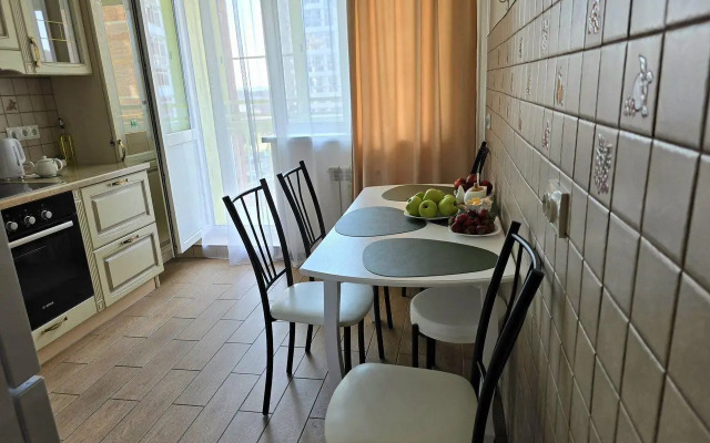 Апартаменты в микрорайоне Крылатый, 24/5