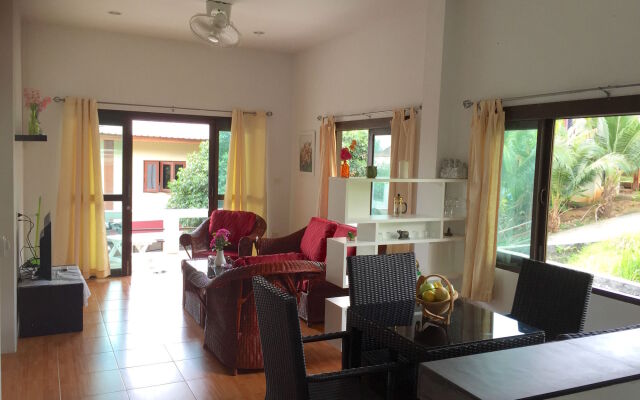 Cosy 2 Bedroom House Lamai Koh Samui