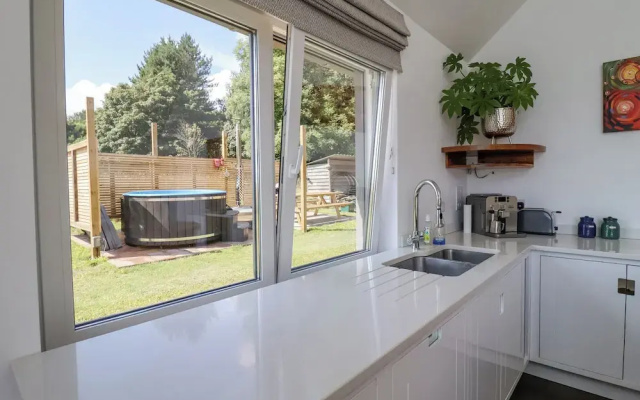 Polly's Annexe