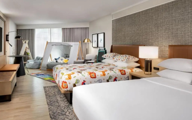 Sheraton Gateway Hotel In Toronto International Airport