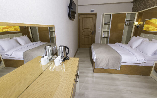 Mars Hotel