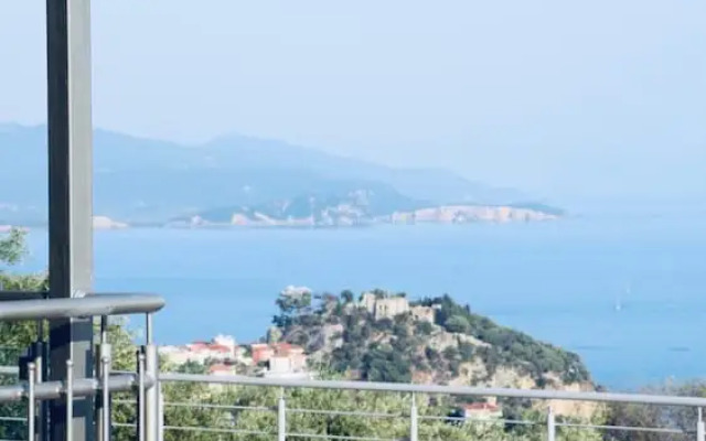 Villa Thomas Nakas