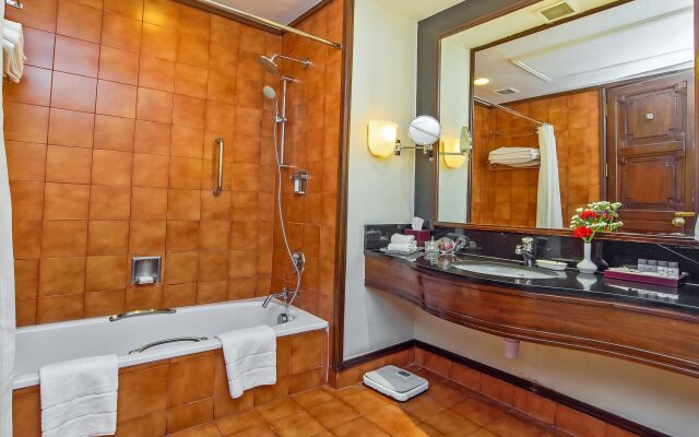 The Soaltee Kathmandu, Autograph Collection