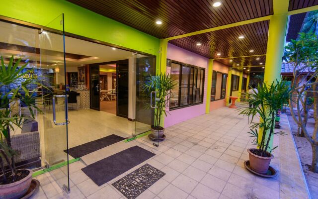 Talay Sai Hotel