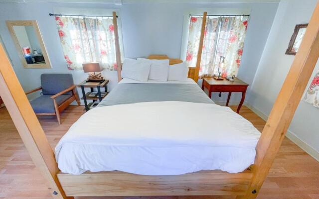 Wanderoo Lodge